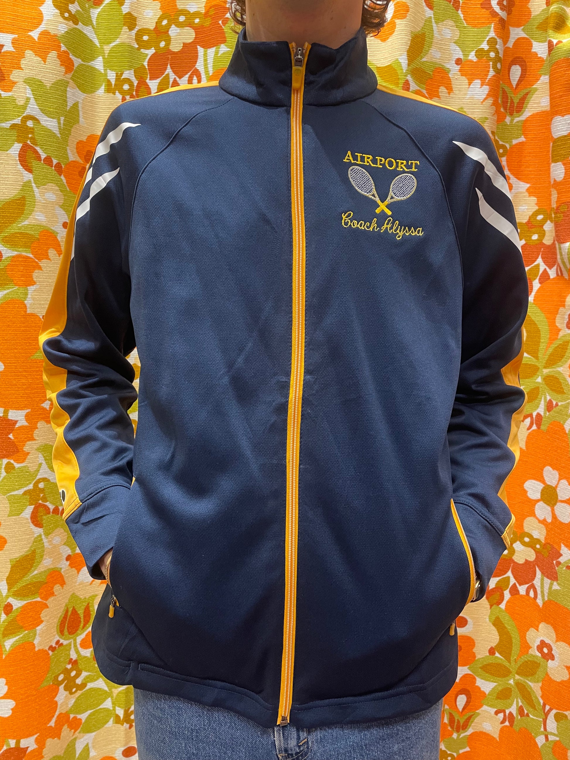 Zip-up coach M