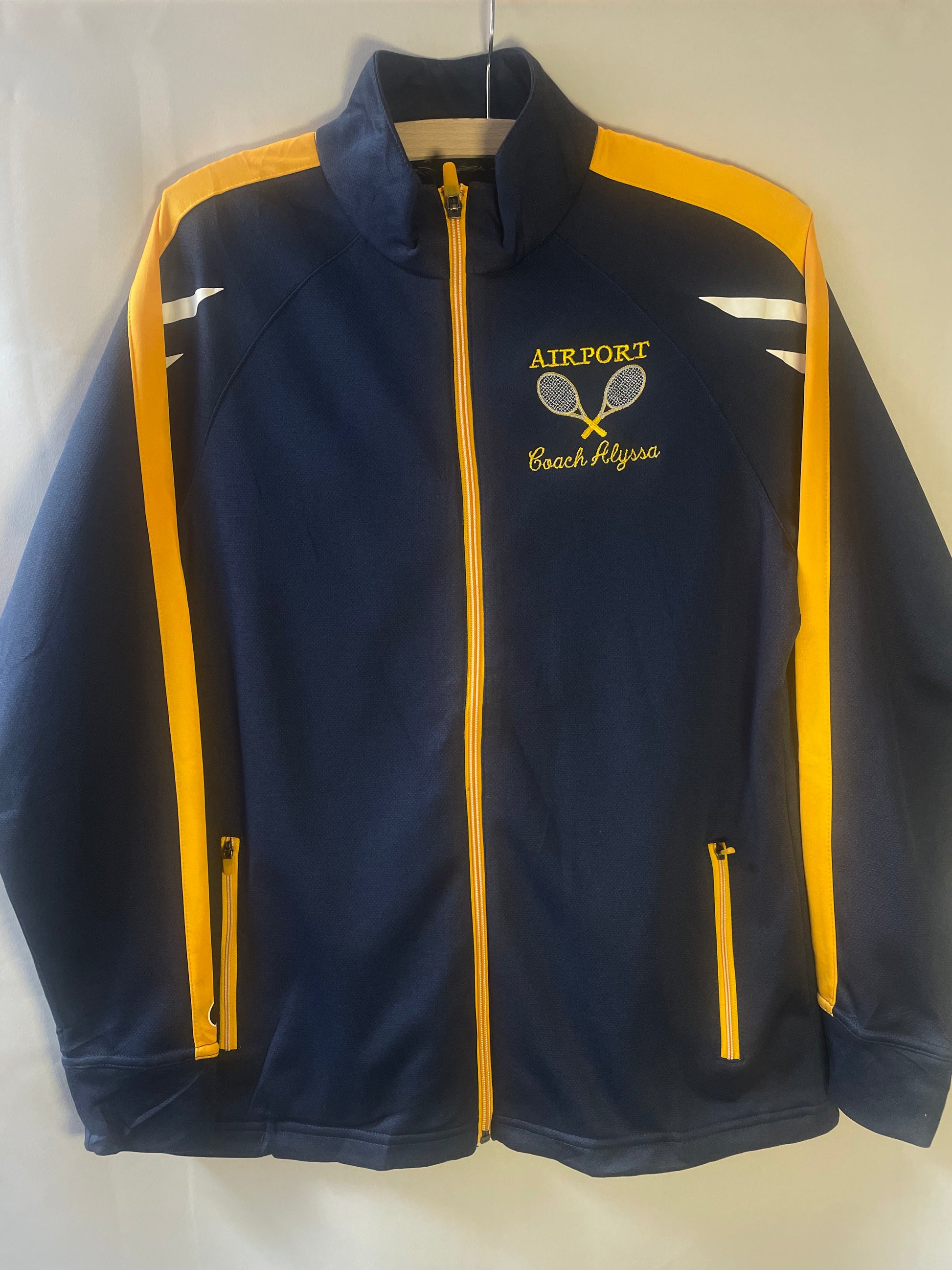 Zip-up coach M