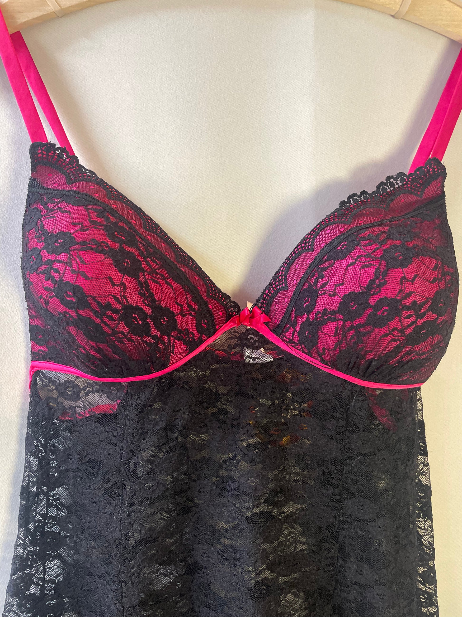 Nuisette rose et noire XL