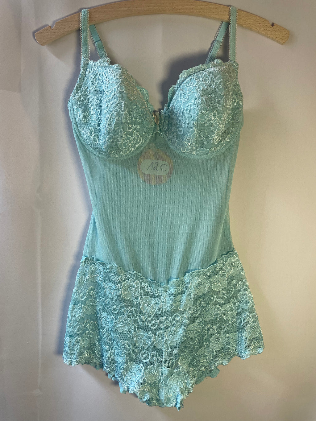 Body vert M