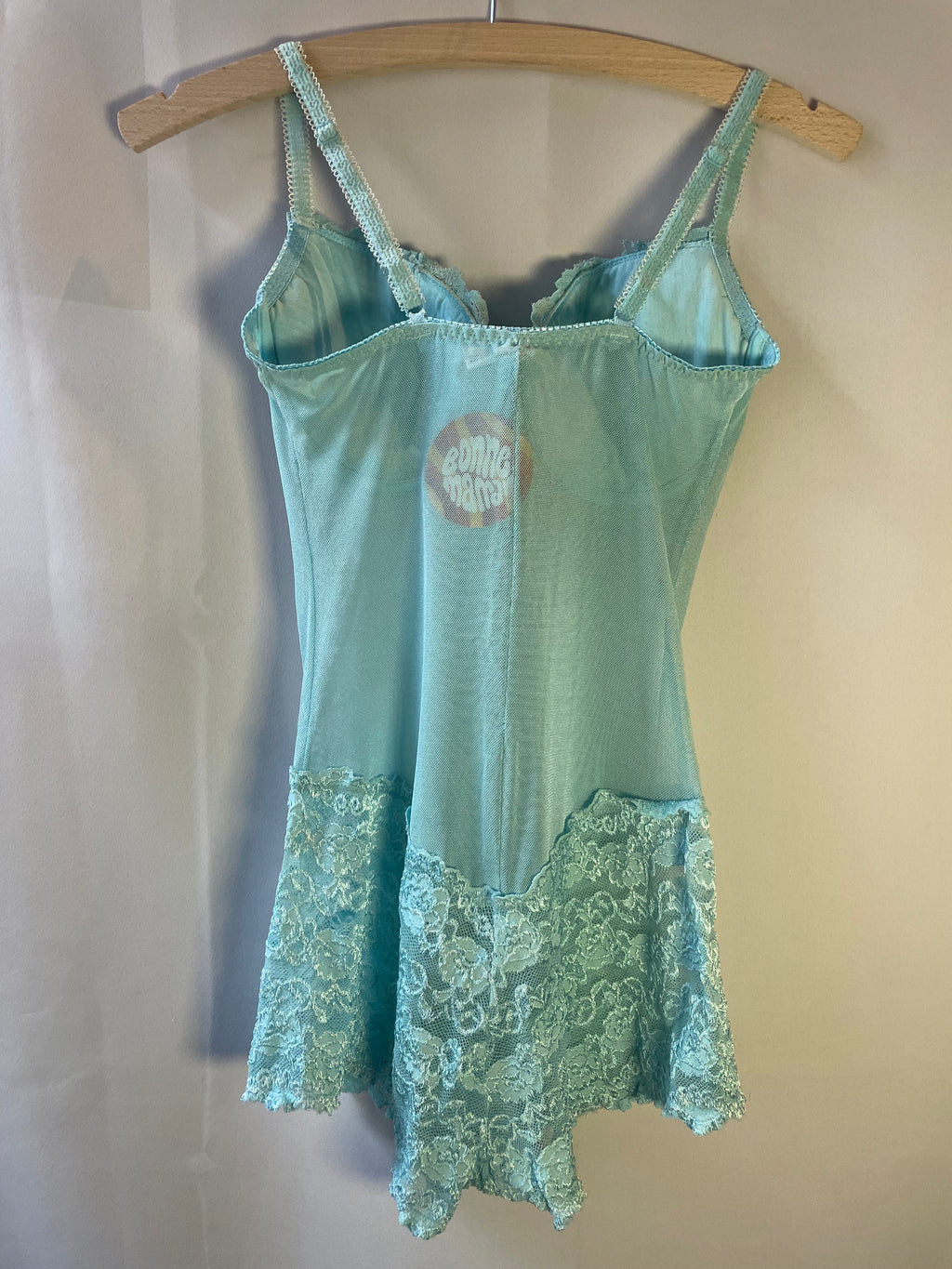 Body vert M