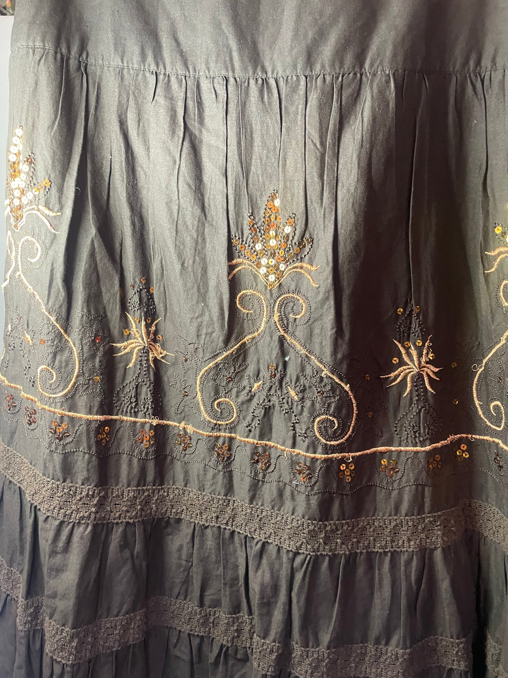 Jupe sequins et broderies XL