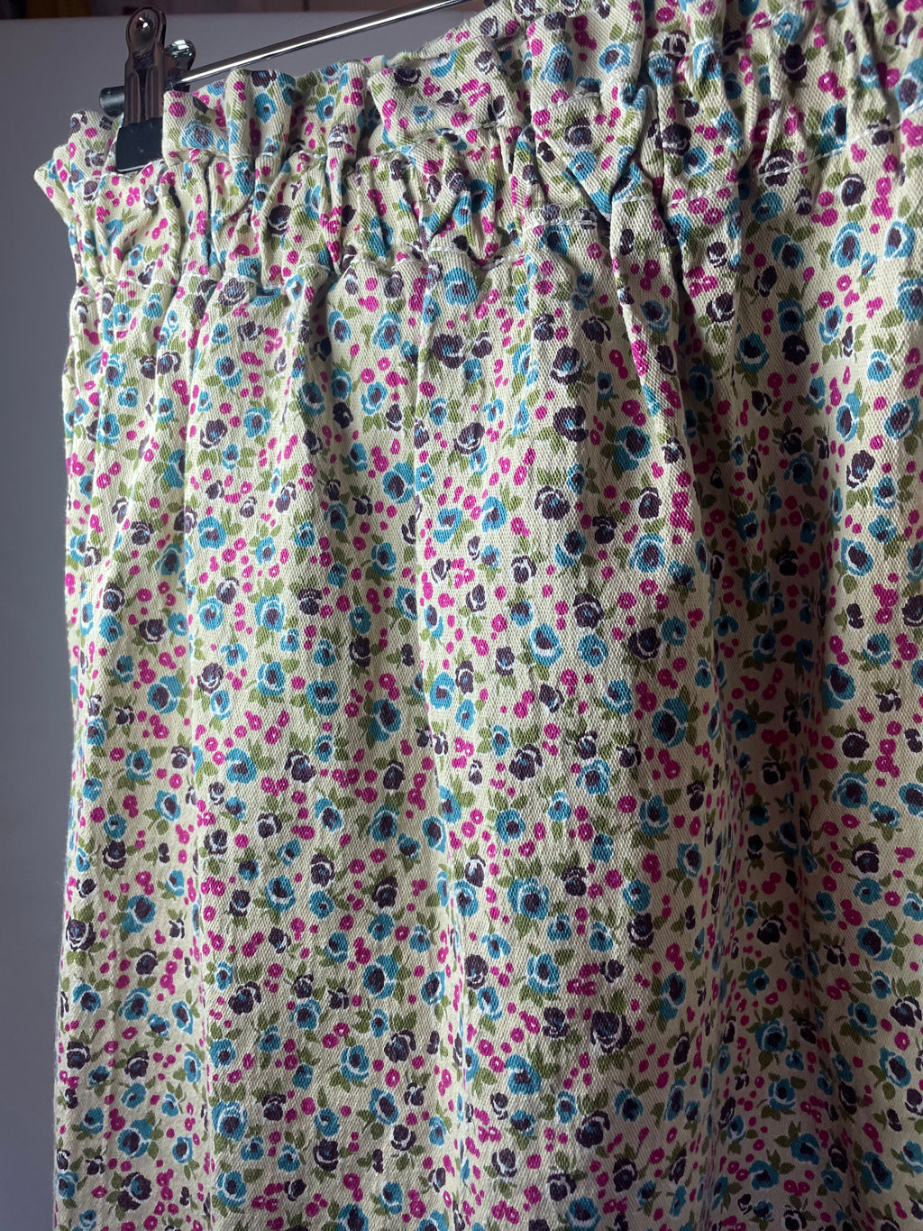 Jupe en jeans à fleurs S