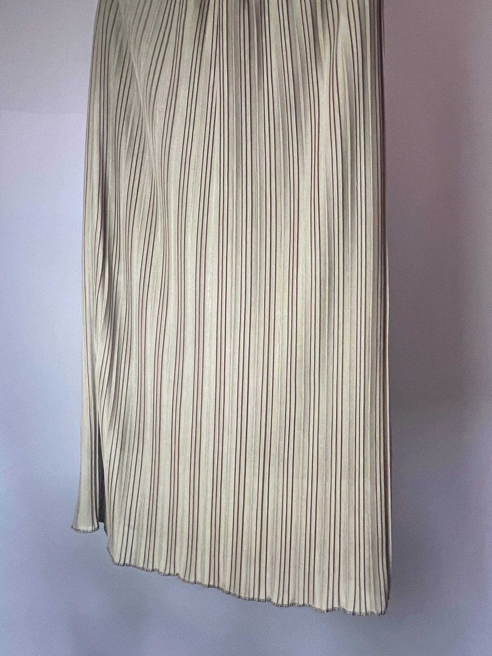 Robe perles dos nus M