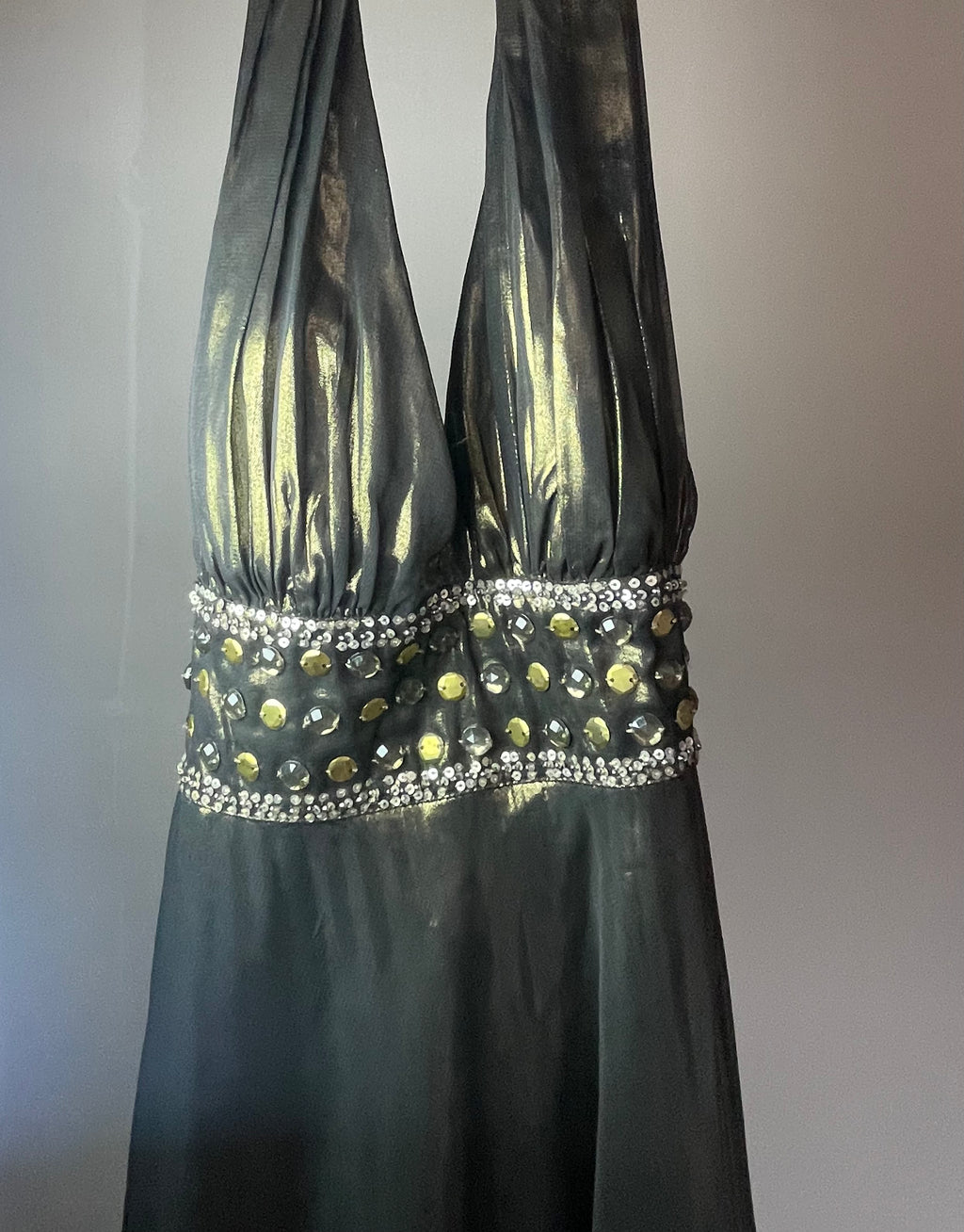 Robe dorée dos nus S