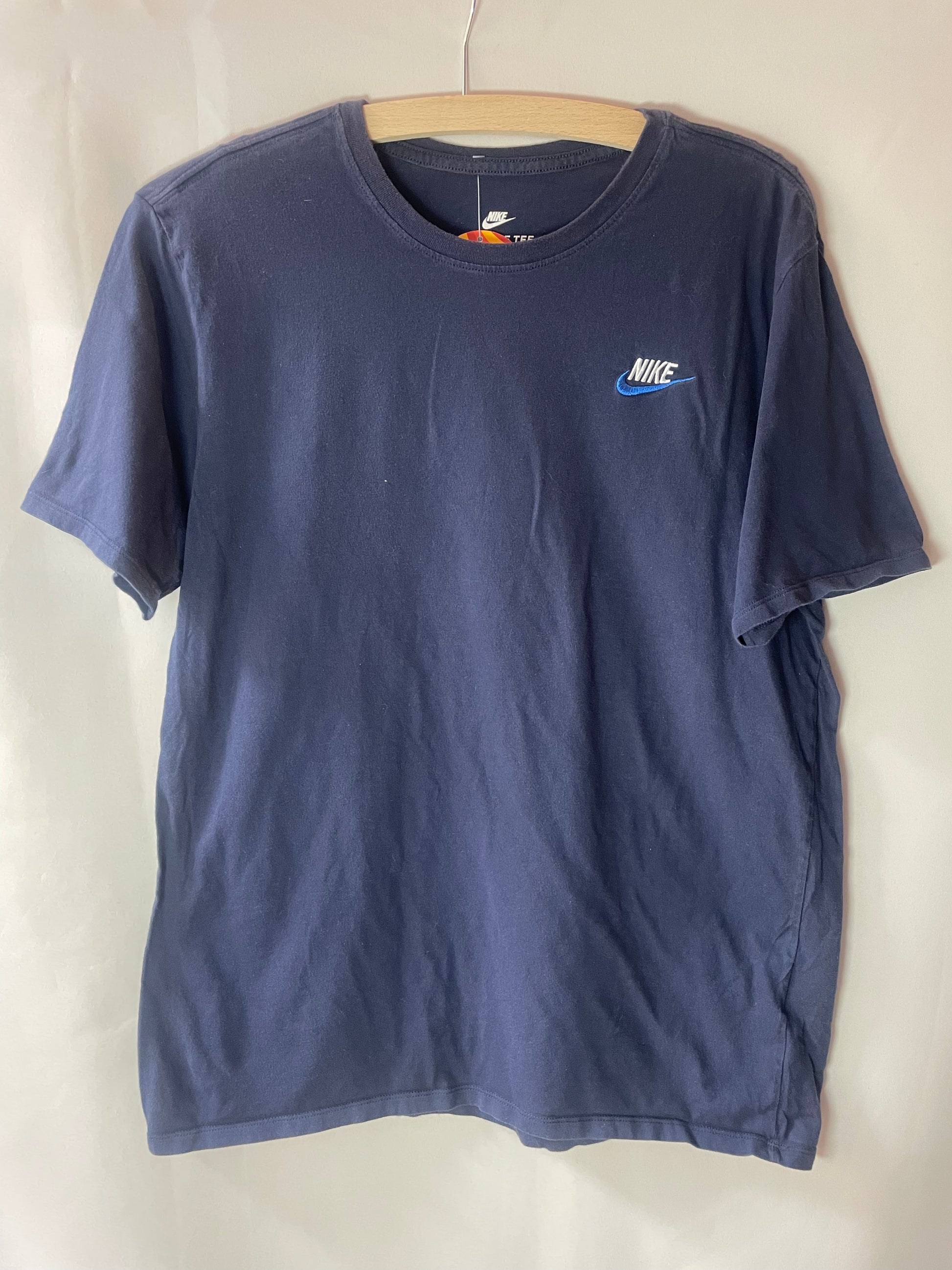 T-shirt brodé Nike L