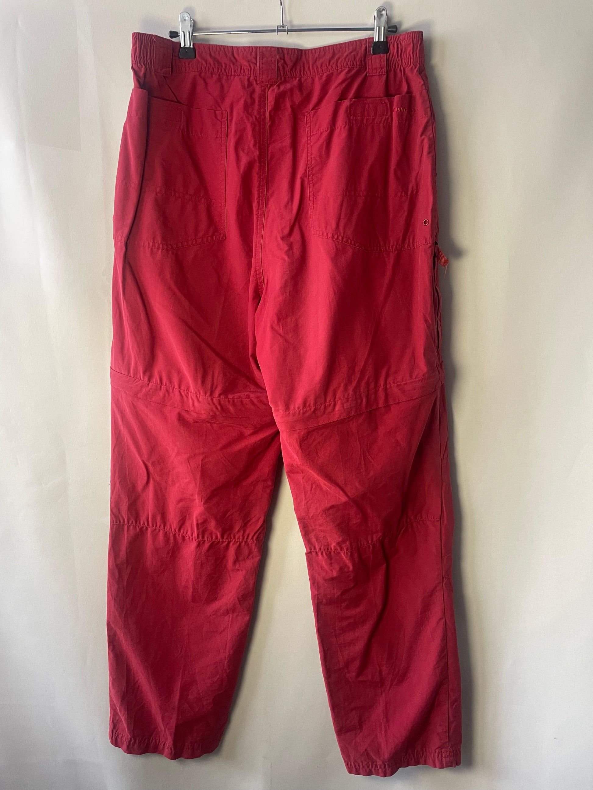 Cargo rouge M